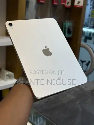 New Apple iPad (2022) 64 GB Silver