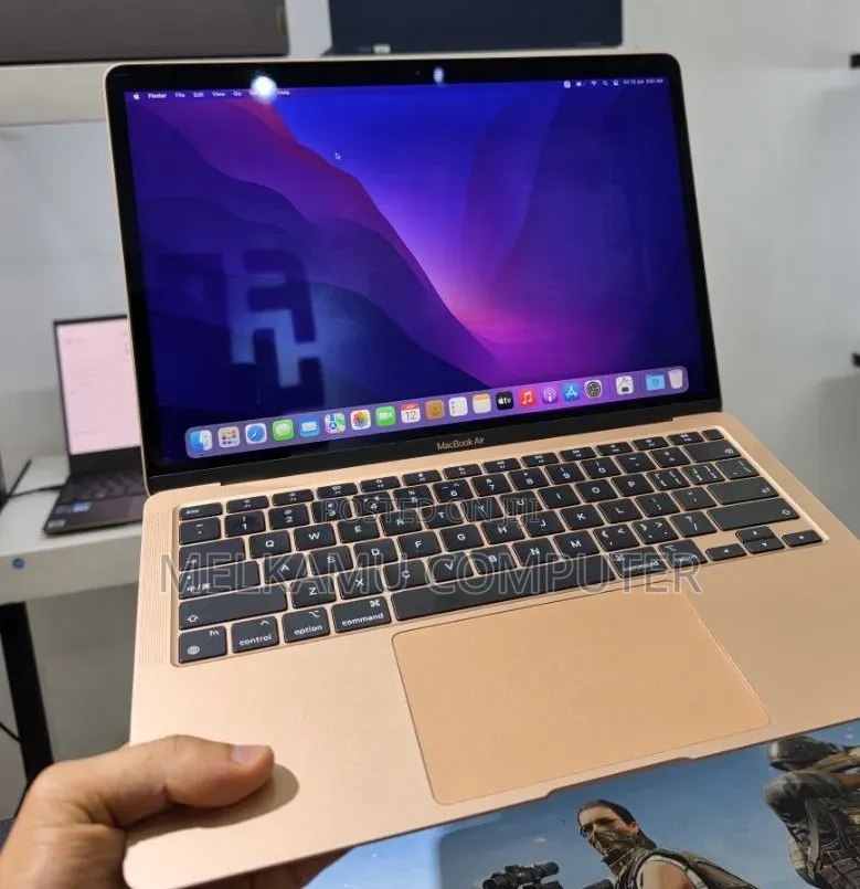 New Laptop Apple MacBook Air 2020 M1 8GB Apple M1 SSD 256GB