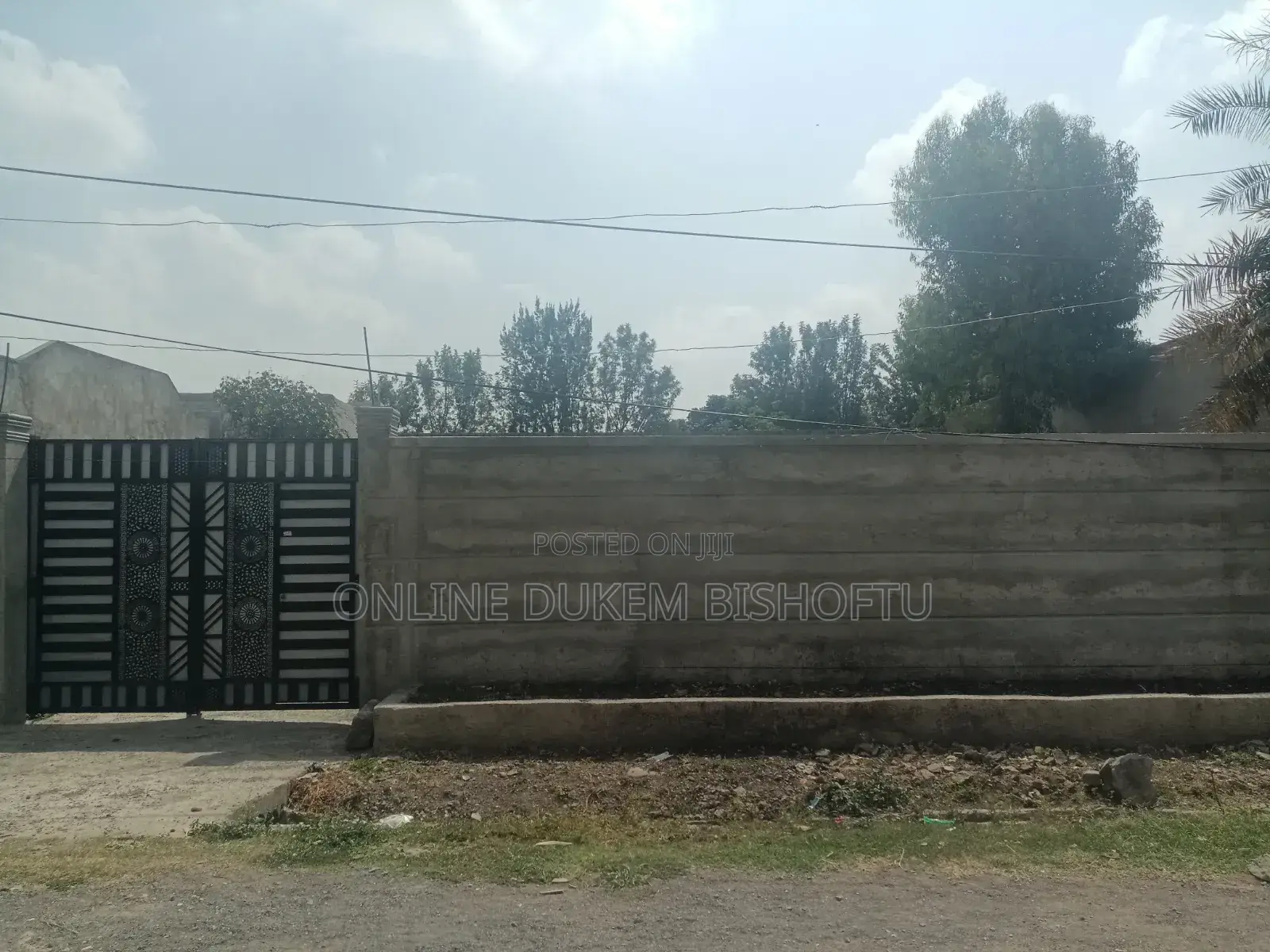 8bdrm House in Dukem Bishoftu, East Shewa for sale