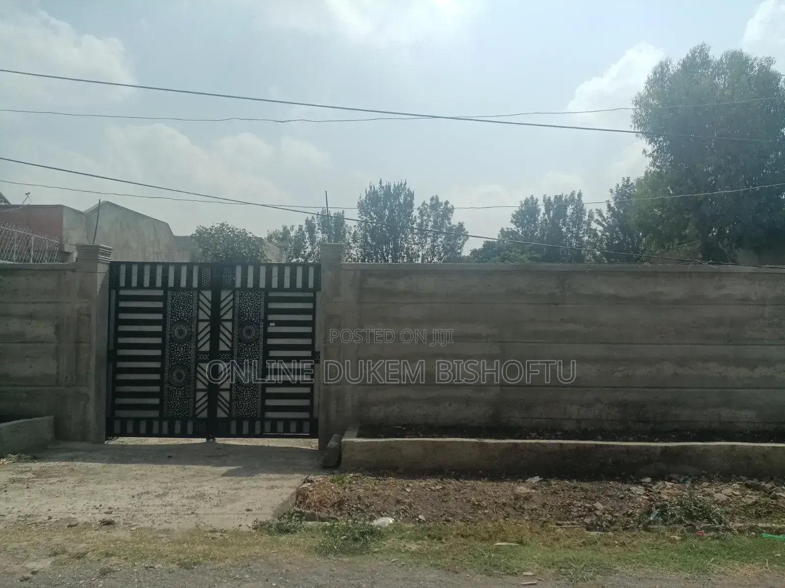 8bdrm House in Dukem Bishoftu, East Shewa for sale