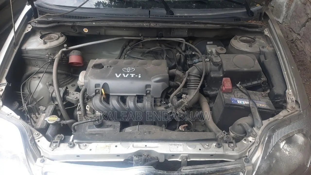 Toyota Corolla Sedan Automatic 2003 Gold