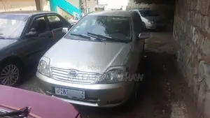 Toyota Corolla Sedan Automatic 2003 Gold
