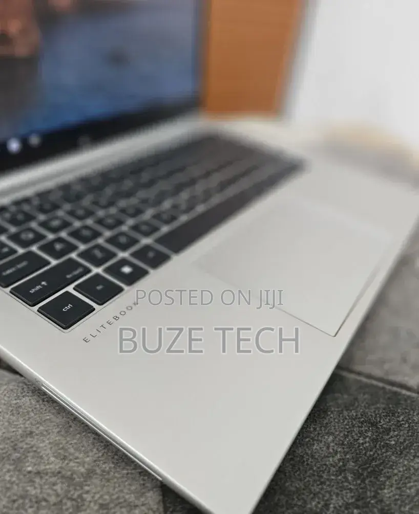 New Laptop HP EliteBook 845 G10 16GB AMD Ryzen 7 SSD 512GB