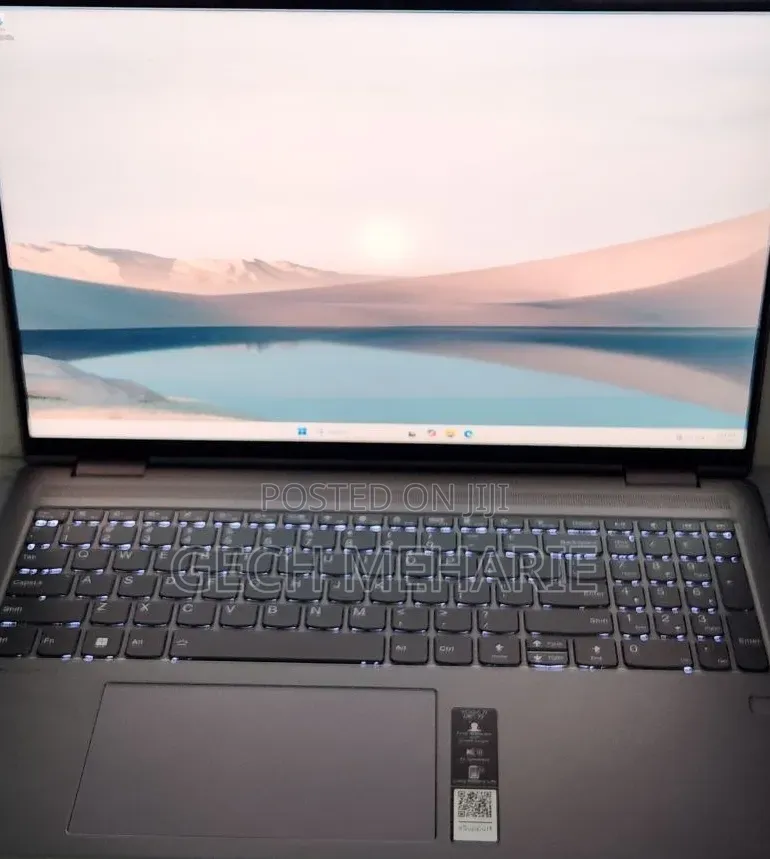 New Laptop Lenovo Yoga 7i 16GB Intel Core i7 SSD 512GB