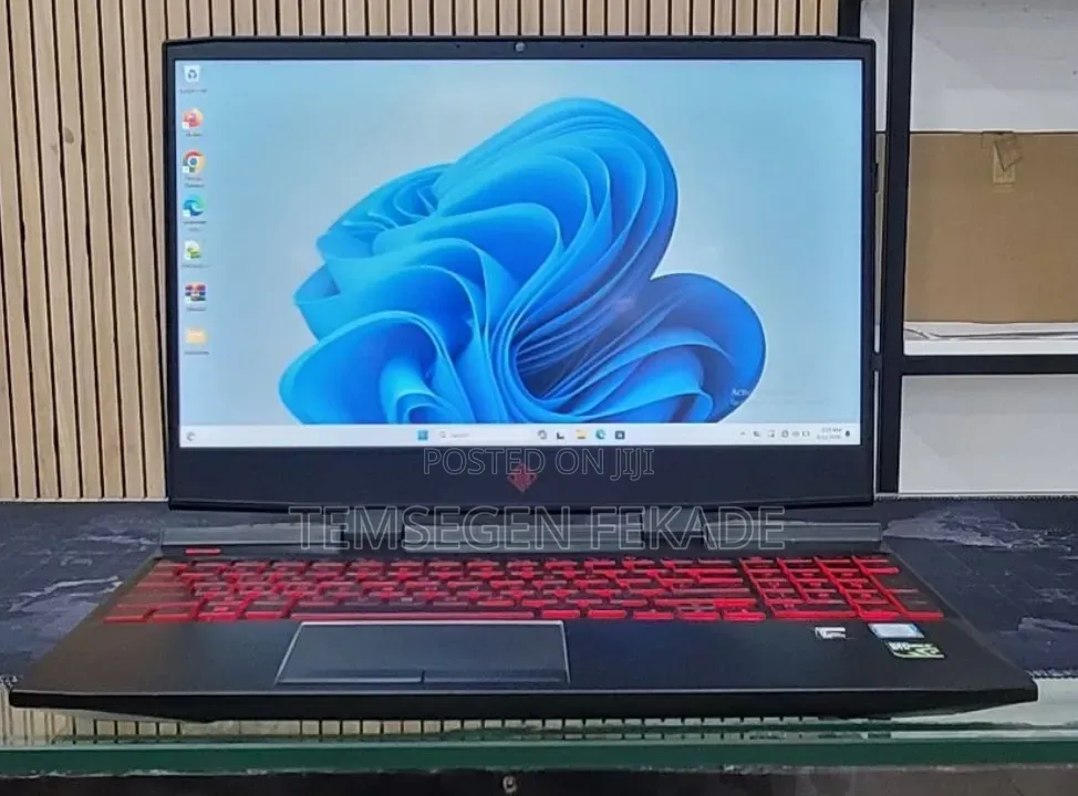New Laptop HP Omen X 16GB Intel Core i5 HDD+SSD 128GB