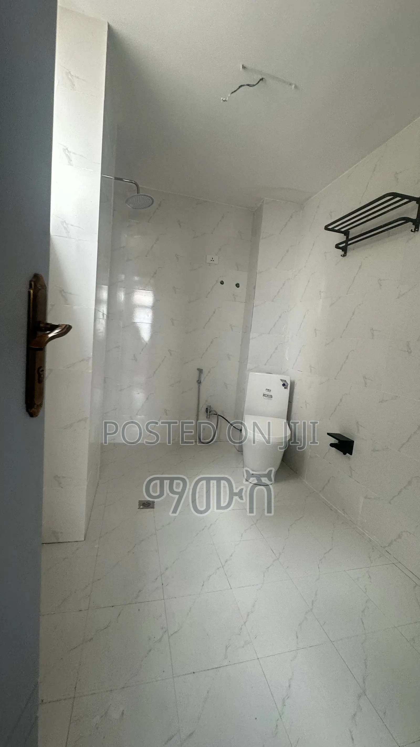 Furnished 3bdrm Condo in አዲስ አበባ ቦሌ በሻሌ, Bole for sale