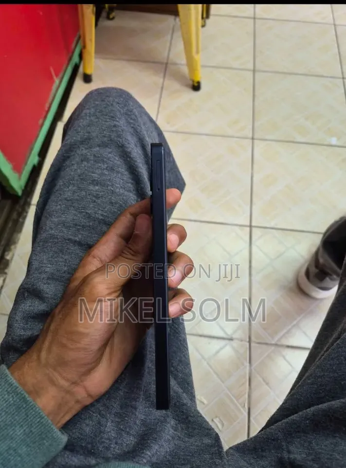 Samsung Galaxy A06 64 GB Black