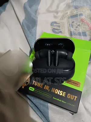 Ariamo Bran New Original Earbuds