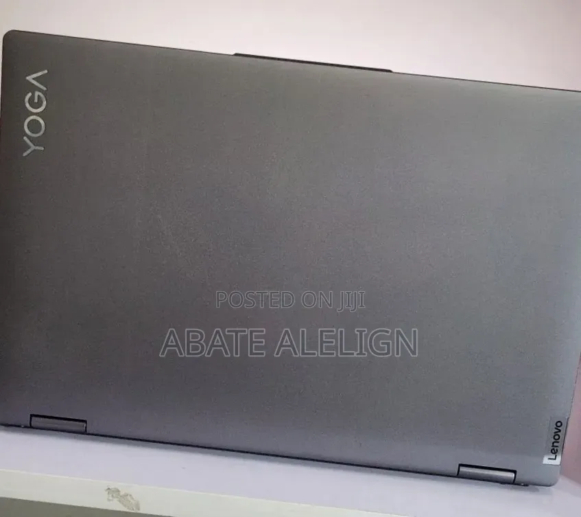 New Laptop Lenovo Yoga 7i 16GB Intel Core i7 SSD 512GB