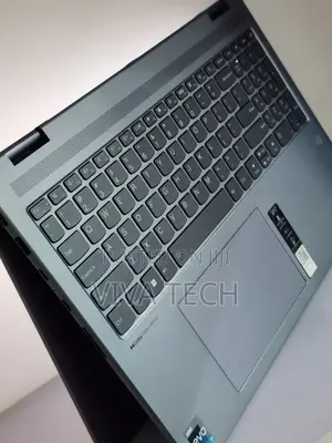 New Laptop Lenovo Yoga 7i 16GB Intel Core i7 SSD 512GB