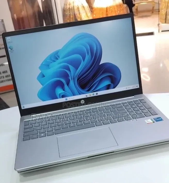 New Laptop HP Stream Notebook 16GB Intel Core i5 SSD 1T
