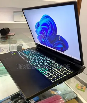 New Laptop Acer Predator Helios 300 16GB Intel Core i9 SSD 1T