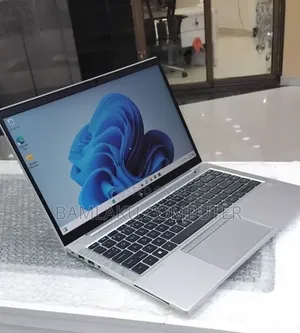 New Laptop HP EliteBook 840 G8 16GB Intel Core i7 SSD 512GB