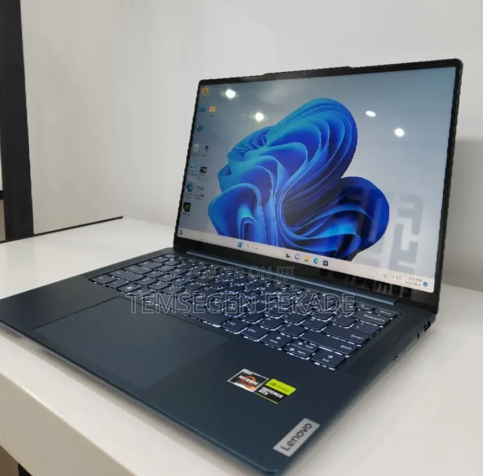 New Laptop Lenovo Yoga 7 15ITL5 16GB AMD Ryzen 7 SSD 512GB