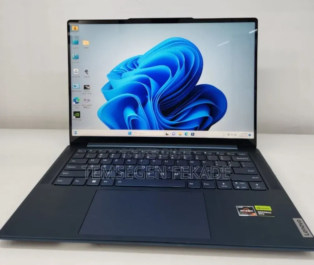 New Laptop Lenovo Yoga 7 15ITL5 16GB AMD Ryzen 7 SSD 512GB