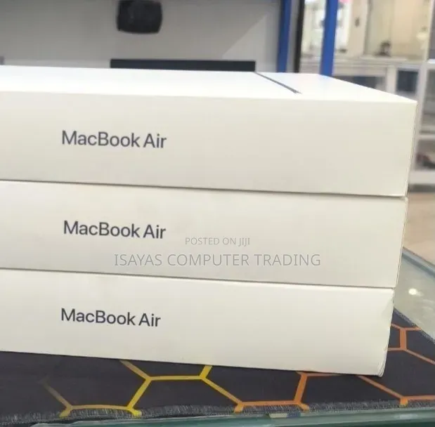 New Laptop Apple MacBook Air 2026 M5 16GB Apple M5 SSD 512GB