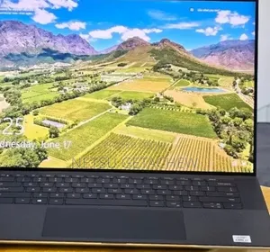 New Laptop Dell XPS 15 16GB Intel Core i7 SSD 512GB