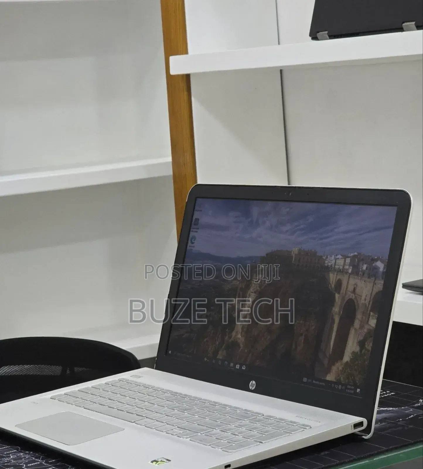 New Laptop HP 12GB Intel Core i5 HDD 1T