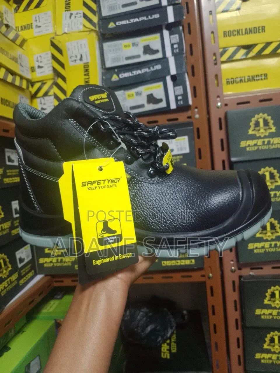 Safety Boy Safety Shoe ለድርጅቶች ብዛት እነሸጣለን አዳነ ሴፍቲ እቃዎች አቅራቢ