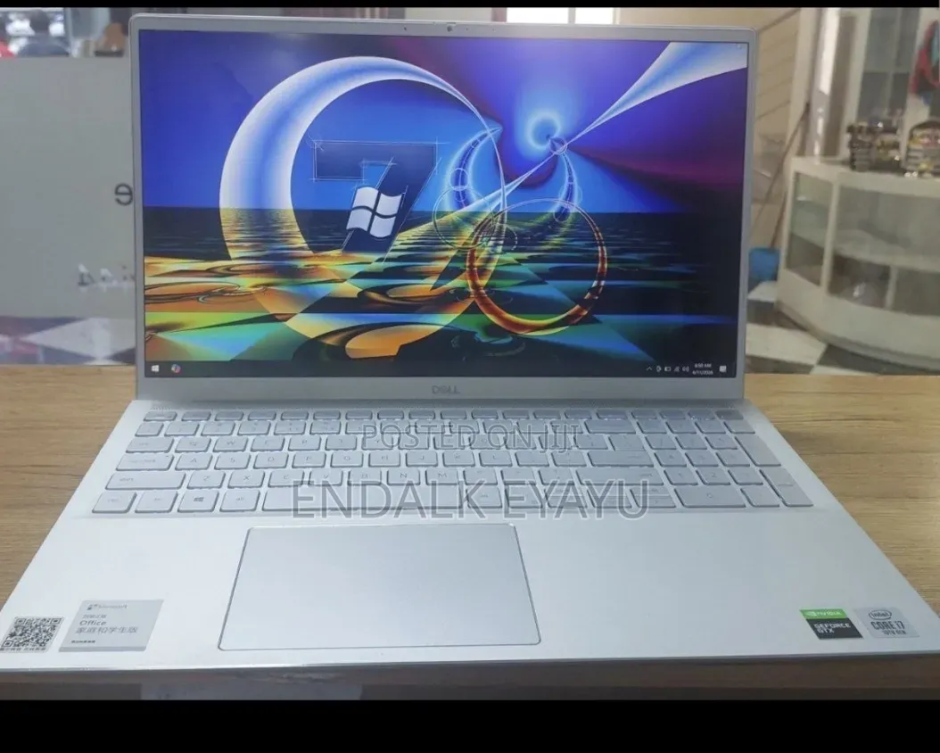 New Laptop Dell 16GB Intel Core i7 SSD 512GB