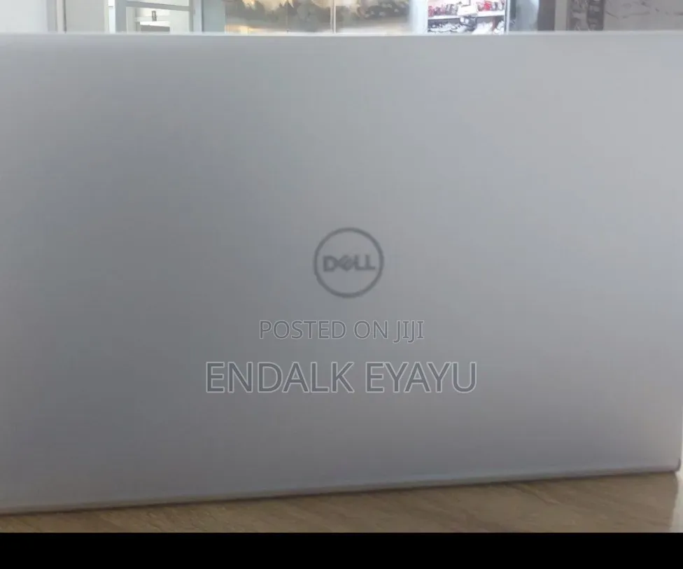 New Laptop Dell 16GB Intel Core i7 SSD 512GB