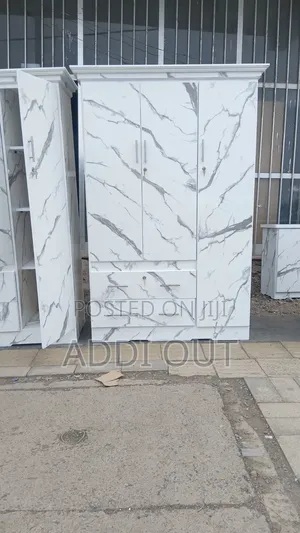 በላምኔት ቁምሳጥን/Ceramic Color Cupboard