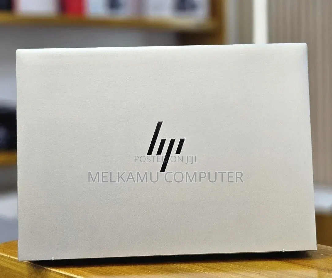 New Laptop HP EliteBook 840 G10 16GB Intel Core i7 SSD 1T