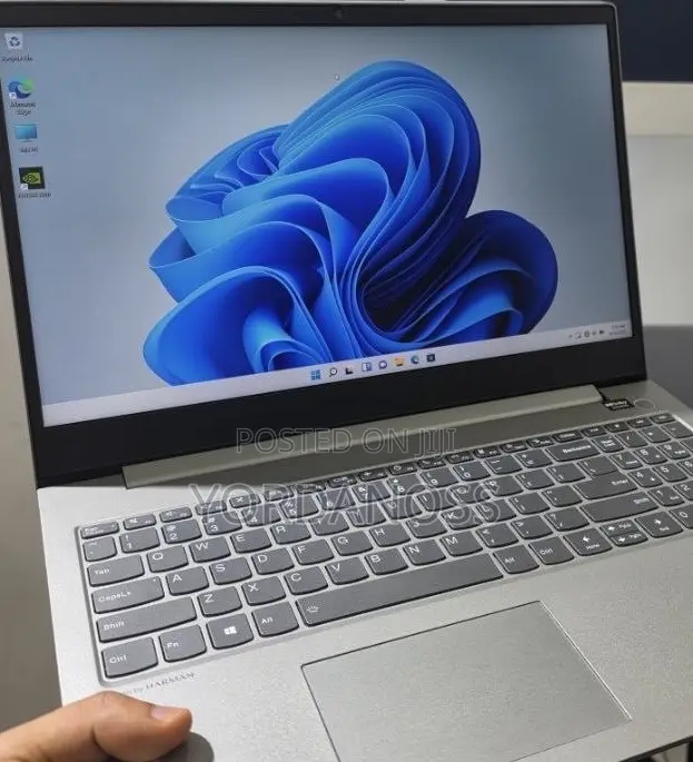 New Laptop Lenovo ThinkBook 13 16GB Intel Core i5 SSD 512GB
