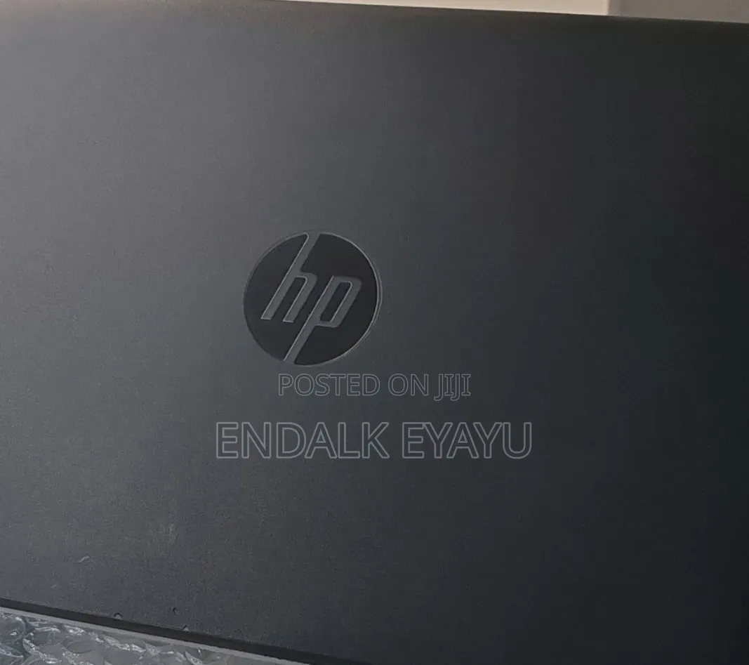 New Laptop HP EliteBook 820 G2 8GB Intel Core i7 HDD 500GB
