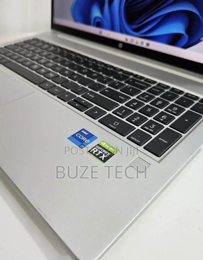 New Laptop HP 16GB Intel Core i7 SSD 1T