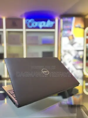 New Laptop Dell Precision 3541 16GB Intel Core i7 SSD 512GB