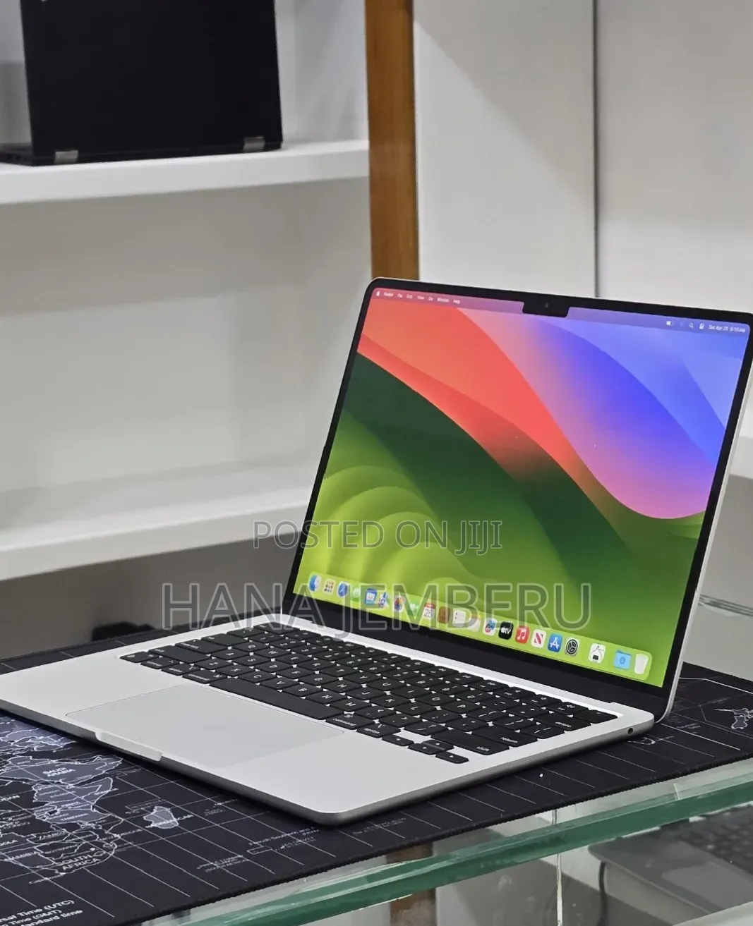 New Laptop Apple MacBook Air 2022 M2 16GB Apple M2 SSD 512GB