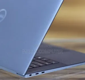 New Laptop Dell Precision 5540 16GB Intel Core i9 SSD 512GB