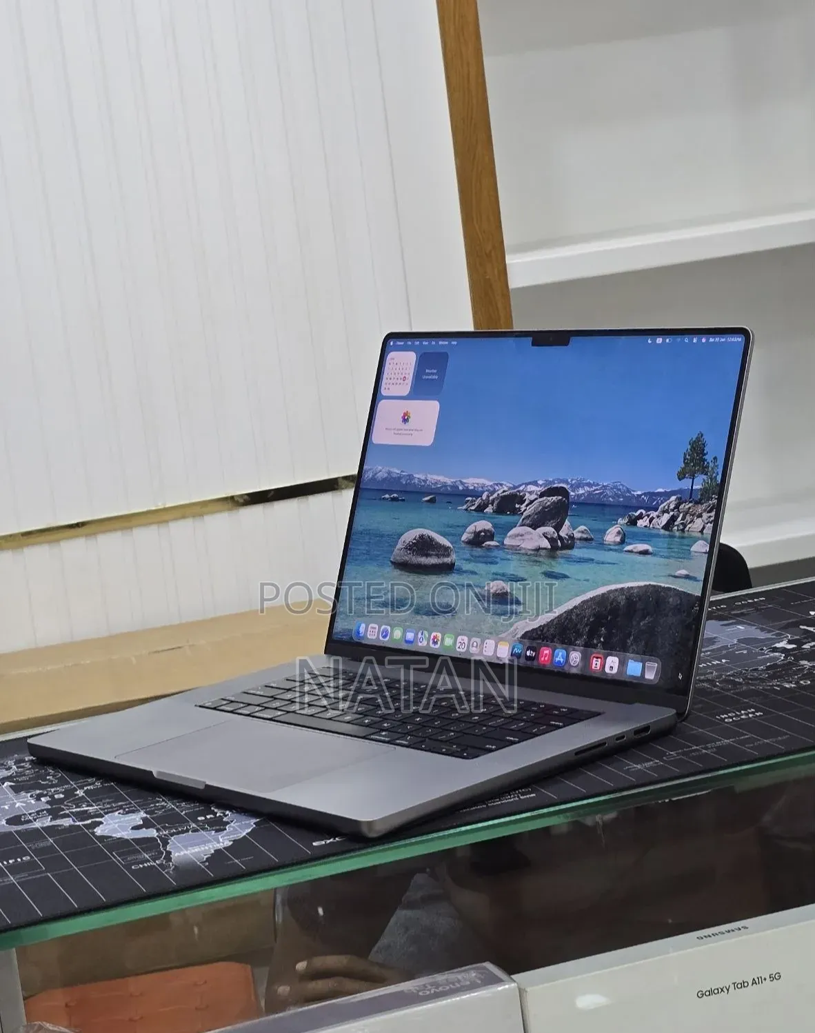 New Laptop Apple MacBook Pro 2021 M1 32GB Apple M1 Pro SSD 512GB