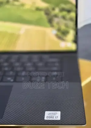 New Laptop Dell 16GB Intel Core i7 SSD 512GB