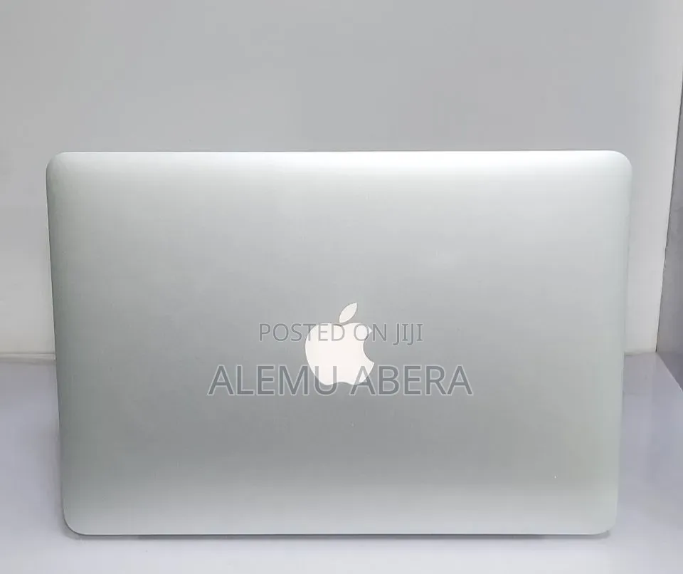 New Laptop Apple MacBook Pro 2015 16GB Intel Core i7 SSD 512GB
