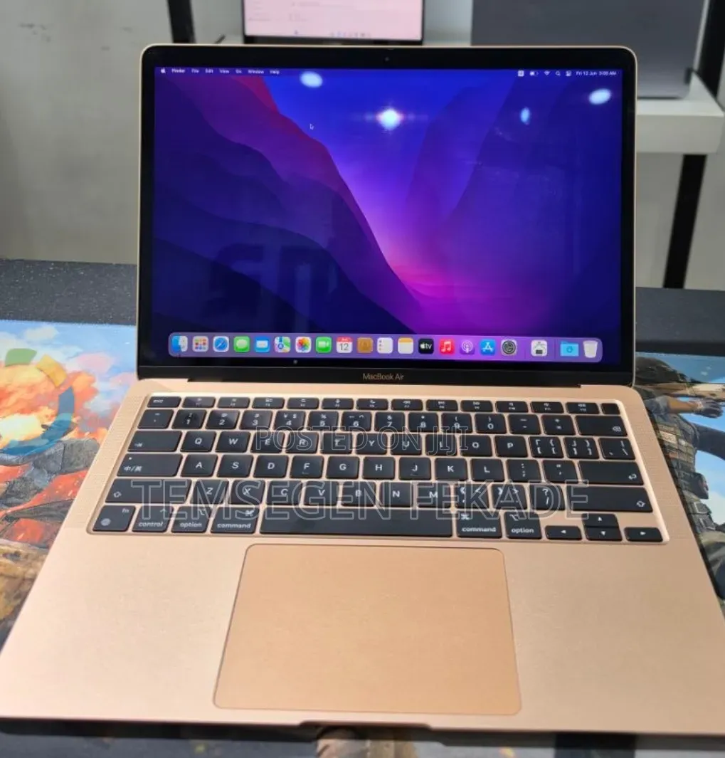 New Laptop Apple MacBook Air 2020 M1 8GB Apple M1 SSD 256GB