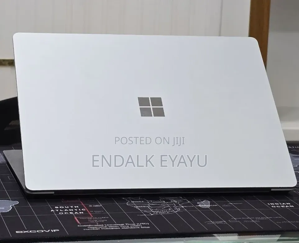 New Laptop Microsoft Surface Laptop 3 16GB Intel Core i7 SSD 512GB