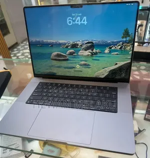 New Laptop Apple MacBook Pro 2021 M1 32GB Apple M1 Pro SSD 512GB