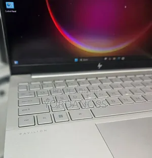 New Laptop HP Pavilion 10 16GB Intel Core i5 SSD 512GB