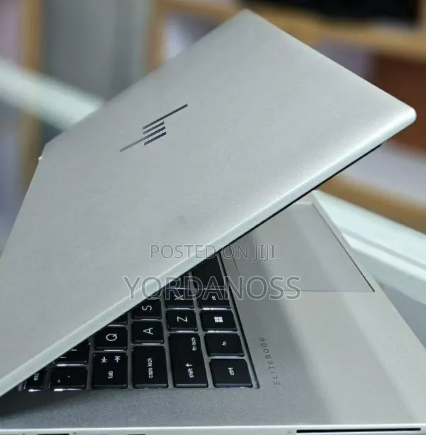 New Laptop HP EliteBook 840 10 16GB Intel Core i5 SSD 512GB