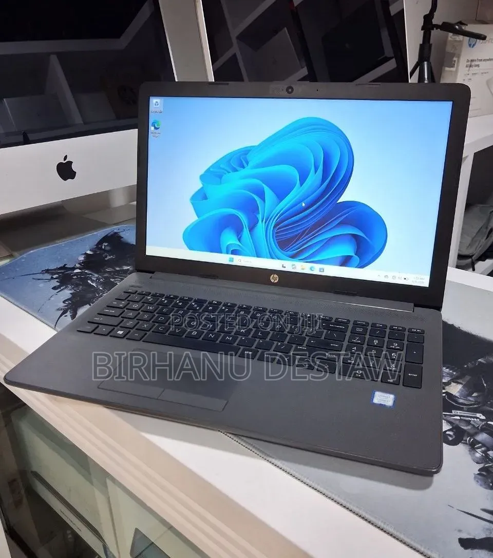 New Laptop HP Stream Notebook 8GB Intel Core i7 SSD 256GB