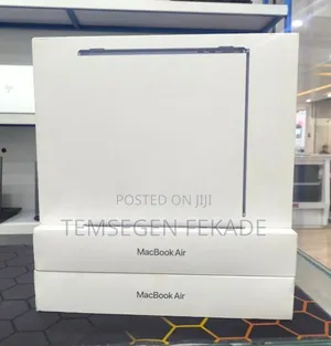 New Laptop Apple MacBook Pro 2025 M5 16GB Apple M5 SSD 512GB