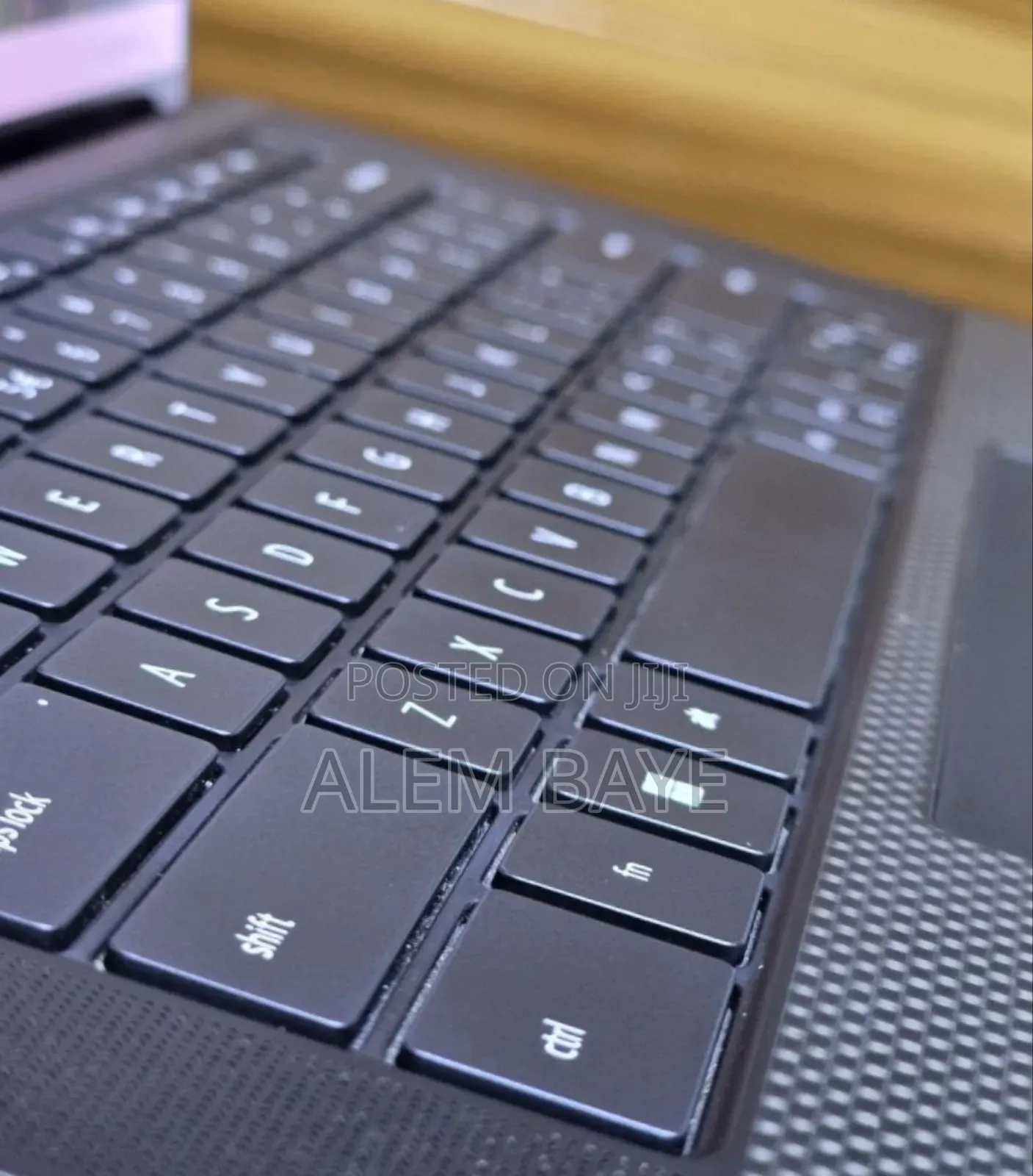 New Laptop Dell Precision 5540 8GB Nvidia SSD 512GB