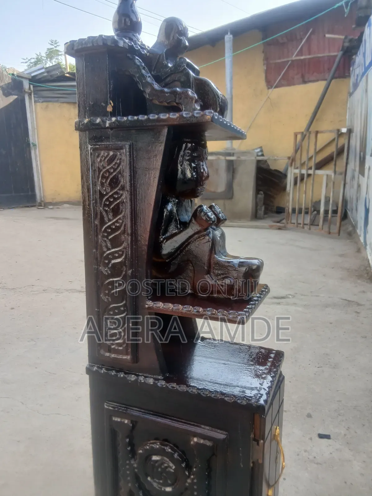 አልጋ 1ሜትር ከ50