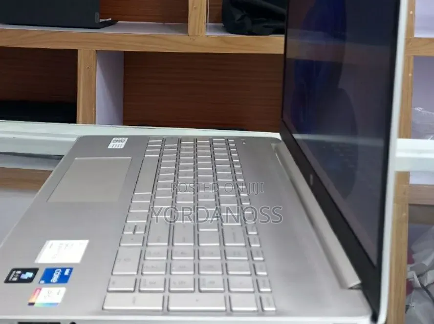 New Laptop HP EliteBook X360 1040 G11 32GB Intel Core Ultra 5 SSD 512GB