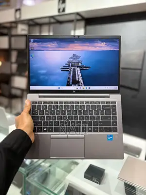 New Laptop HP 250 G8 16GB Intel Core i7 SSD 512GB