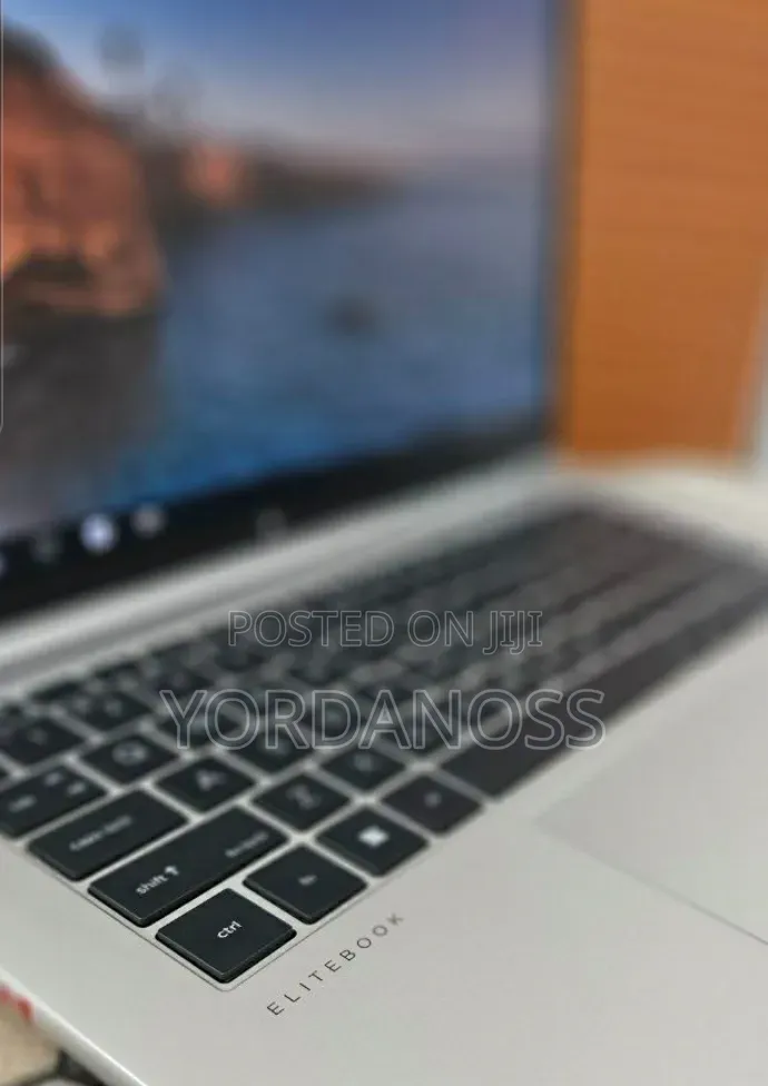 New Laptop HP EliteBook 845 G10 16GB AMD Ryzen 5 SSD 512GB