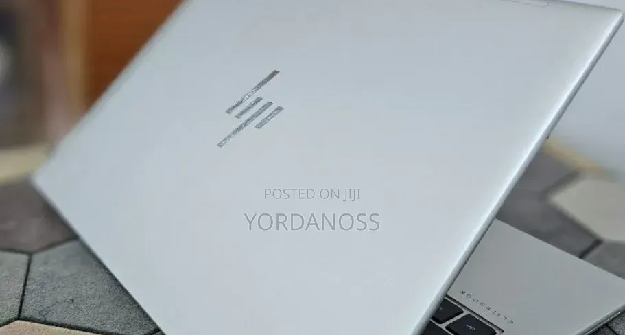 New Laptop HP EliteBook 845 G10 16GB AMD Ryzen 5 SSD 512GB