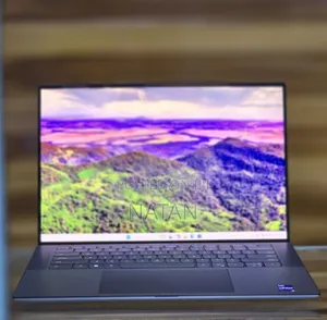 New Laptop Dell Precision 7520 16GB Intel Core i9 SSD 1T